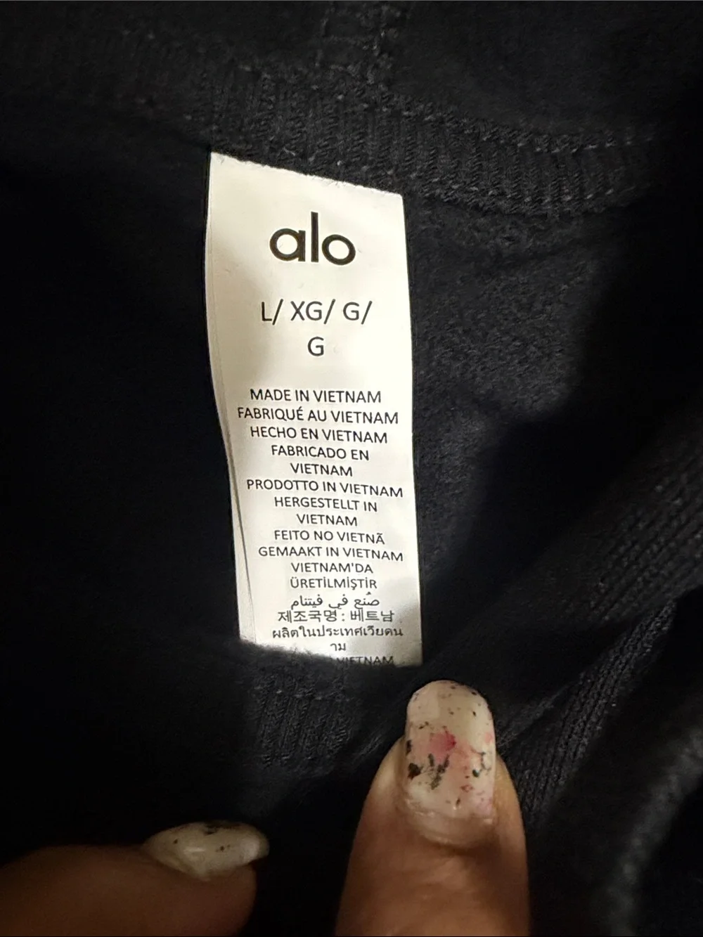 ALO Yoga Accolade Women’s Black Hoodie - Logo Pullover